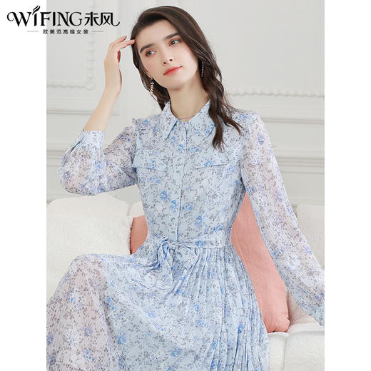 未风蓝色雪纺碎花连衣裙女早秋2024秋季新款气质显瘦娃娃领百褶裙 商品图0