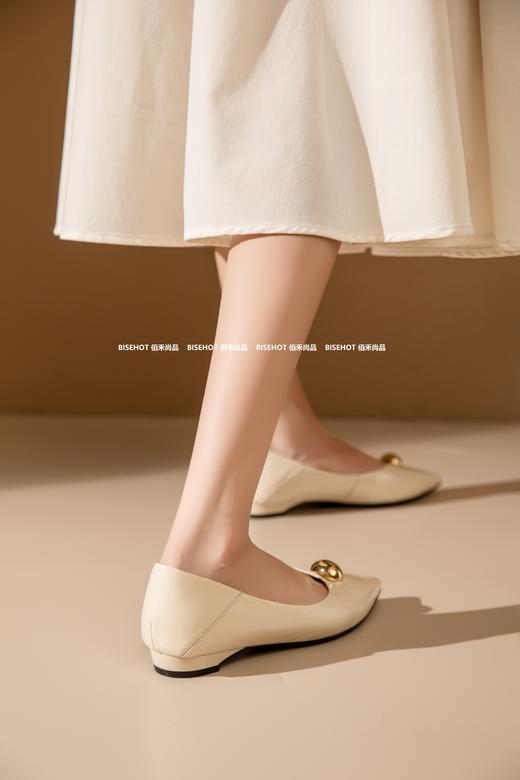 新品牛皮百搭舒适小金豆时装单鞋825B43505（W） 商品图1