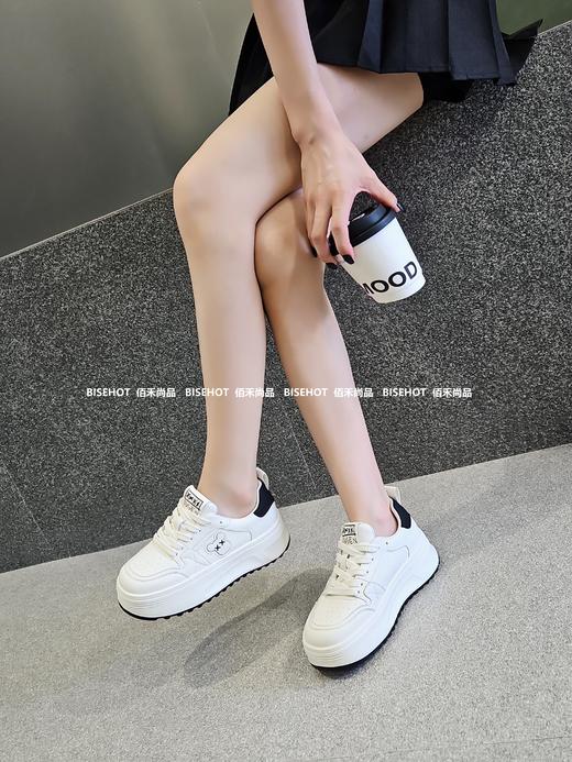 新品厚底增高舒适百搭增高休闲板鞋762B43528（W） 商品图1