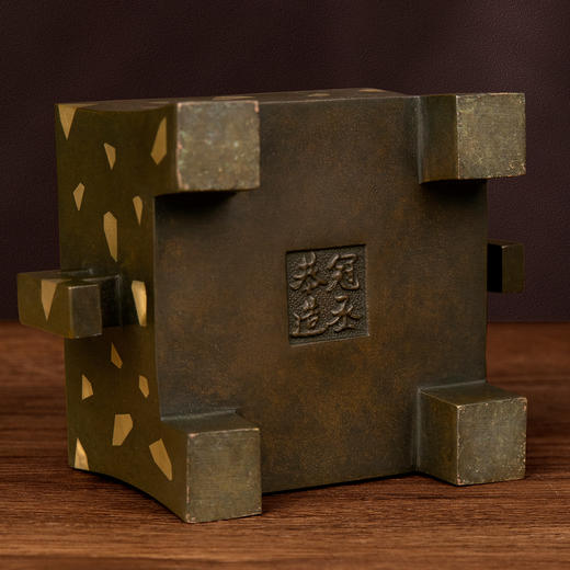 吉祥古法香炉 嵌金带座戟耳方熏炉 商品图9