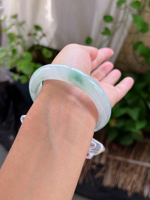 58正圈 飘花翡翠手镯 商品图3