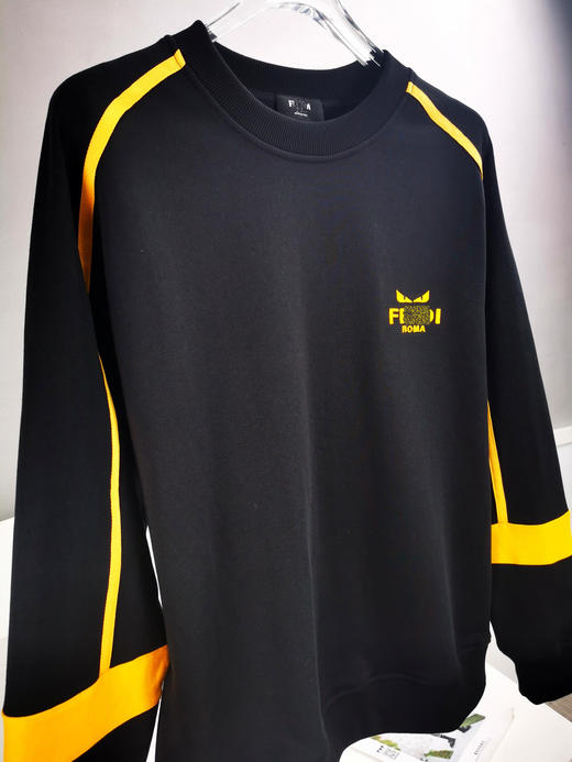 FD 2024秋季新款 拼接撞色刺绣怪兽眼 圆领休闲套头卫衣 Z-11960 商品图1