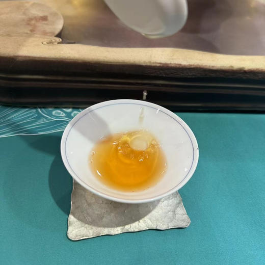 中秋节｜【武夷岩茶·金奖大红袍&金奖肉桂】正岩坑涧系列，尊享高端红色皮质礼盒，武夷山天心岩村大红袍双状元陈波老师匠心制作，核心地理正岩好茶，值得信赖追捧，自饮办公宴请商务礼赠优选，规格：250g 商品图5