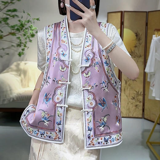 KDS-2550新中式国风重工刺绣马甲女装批发中国风改良马夹醋酸盘扣高档坎肩 商品图0