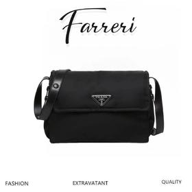 P家 爆款邮差包 三尺寸