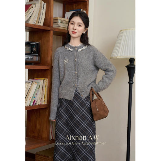 鹿向南「云梦故里」慵懒风复古毛衣 商品图2