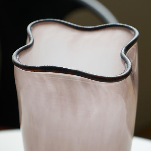 中古风粉色四叶草手工琉璃花瓶客厅桌面居家鲜花样板房软装花瓶 商品图5