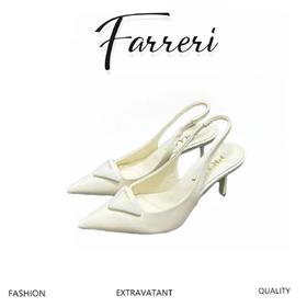 普拉哒三角标凉鞋