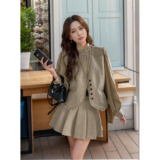 9/8奢姿大码女装2024秋季减龄流苏小香风三件套胖妹妹百褶时尚套装9943962124 商品图2