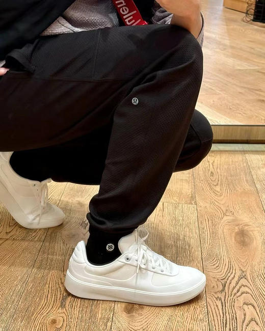 现货 THS 9.7-无 lulu家 情侣款 城市漫步系列运动休闲板鞋 3色 QZ093 商品图1