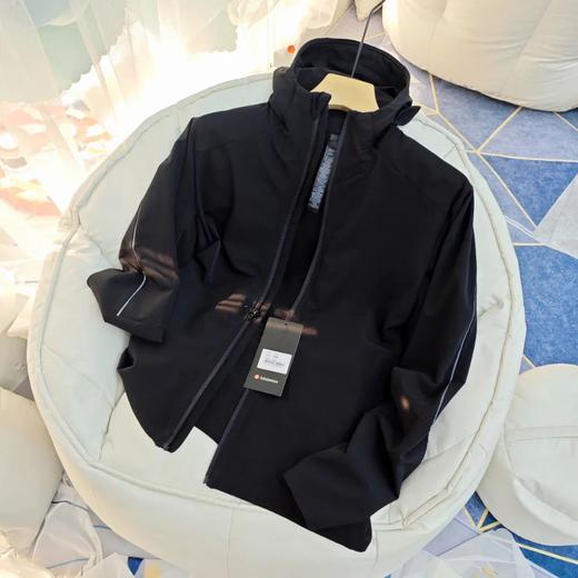 露露Warp Light 男士连帽运动夹克压胶轻量软壳外套 商品图6