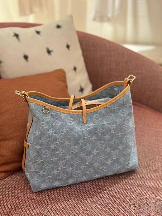 驴家|lv Carryall Sky Denim系列 PM 字母徽标可调节肩带 帆布拼皮革 帆布包手提单肩包 小号 女款 蓝色（CB） 商品图9