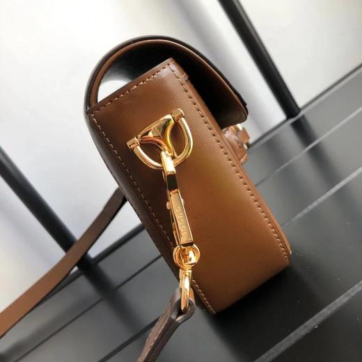 古驰 Horsebit 1955 马衔扣复古金扣老花Logo条纹织带 皮革 马鞍包斜挎单肩包 迷你 男女同款情侣款 乌木色/棕色（CB） 商品图3