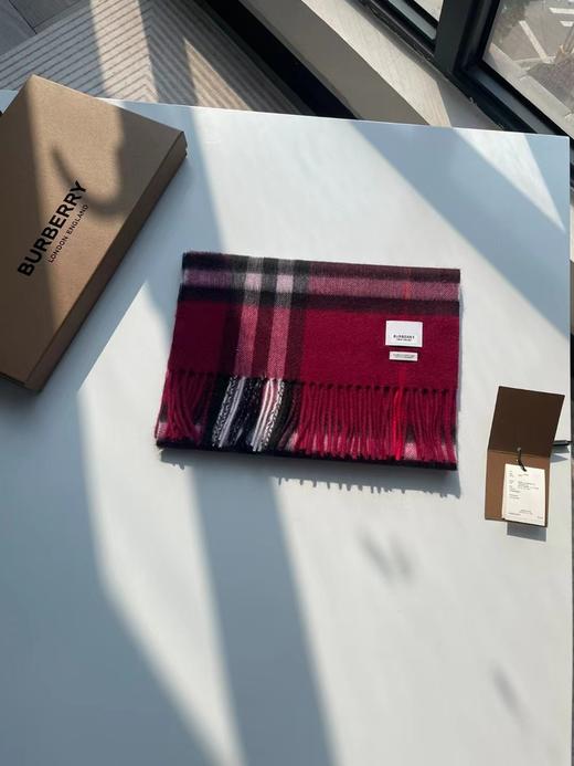burberry巴宝莉 格纹羊绒 围巾  水波纹格子（CB） 商品图8