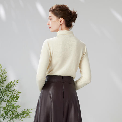 EITIE爱特爱冬季新款100%山羊绒舒适保暖高领套头纯色显瘦针织衫7201906 商品图9