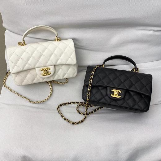 香奈-儿 Classic Flap CF 22S 狮子吊饰手柄款 小羊皮 口盖包单肩包斜挎包手提包 迷你 女款 黑色（HH） 商品图12