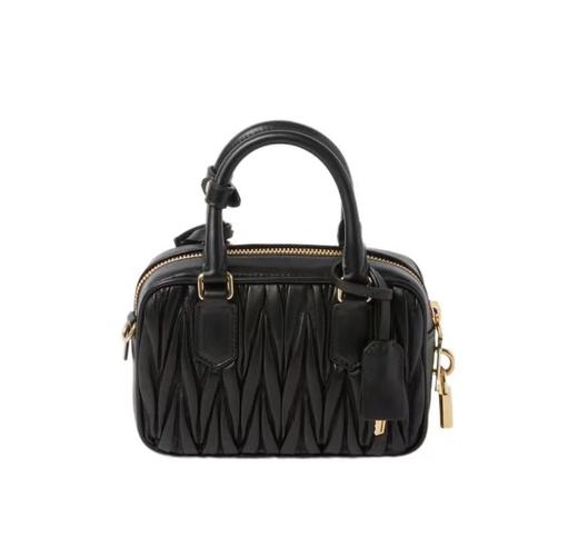 MIU MIU缪缪Arcadie 系列Matelasse可拆卸可调节肩带 软羊革 单件斜跨手提包  女款  （HH） 商品图6