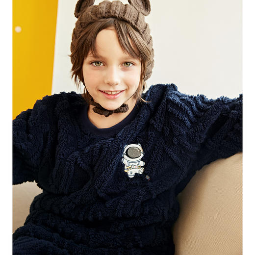 测评优品-芬腾珊瑚绒亲子家居服套装 儿童睡衣男女士秋冬季保暖法兰绒 中大童 商品图3