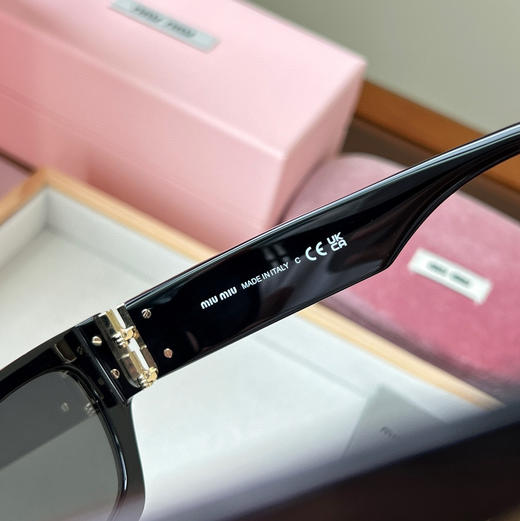 Miu Miu墨镜（AN） 商品图6