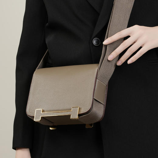 木屐包真皮女包，宽肩带单肩斜挎包包百搭空姐包小方包QSL- 2775 商品图0