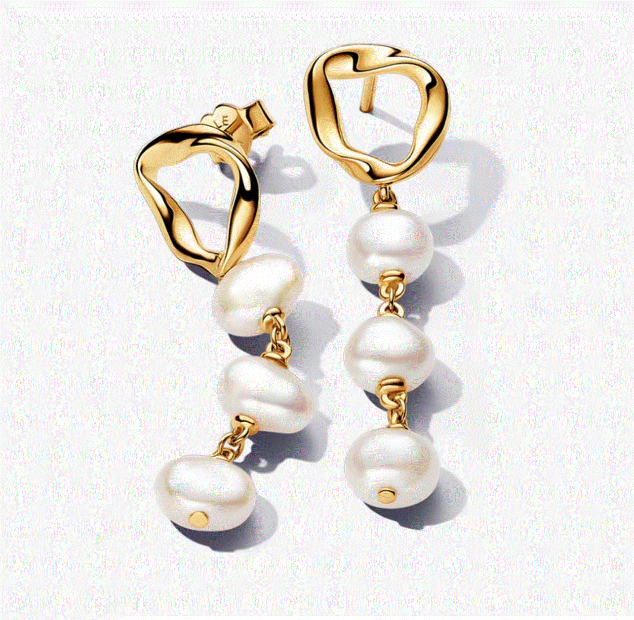 百货世界-潘多拉圆圈巴洛克珍珠耳坠