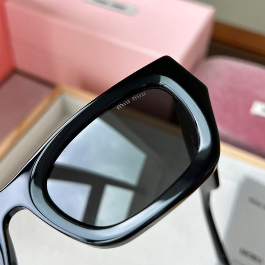 Miu Miu墨镜（AN） 商品图2