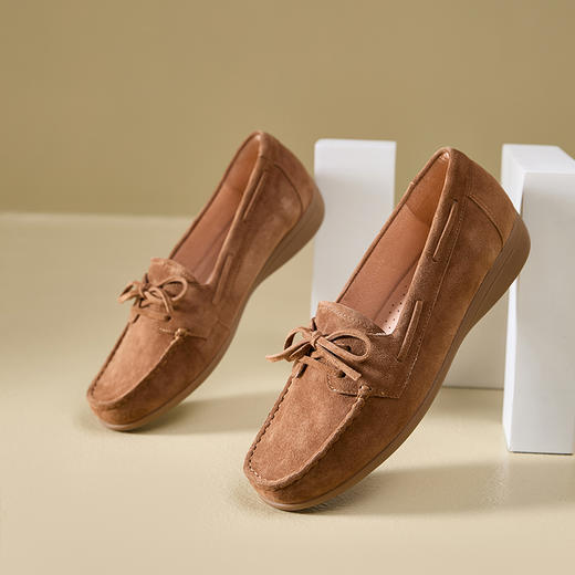 Safiya/索菲娅2024秋 复古真皮软底一脚蹬防滑休闲豆豆平底单鞋 SF43112438 商品图3