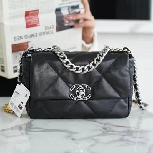 CHANEL香奈儿 19Bag 双链条 羊皮 口盖包手提包单肩斜挎包 女款 黑色（HH） 商品图11
