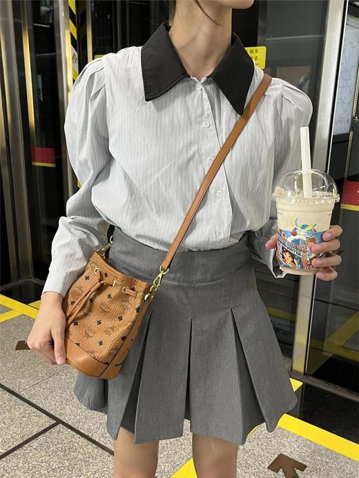 MCM Dessau Visetos 经典花纹老花满印抽绳闭合 人造革皮革 水桶包斜挎单肩手提包 迷你 女款 棕色干邑色（CB） 商品图3