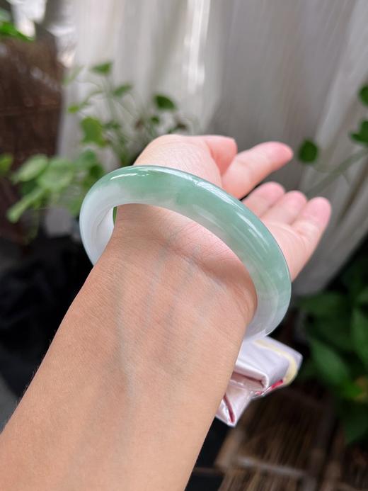 61圈口翡翠手镯 商品图2
