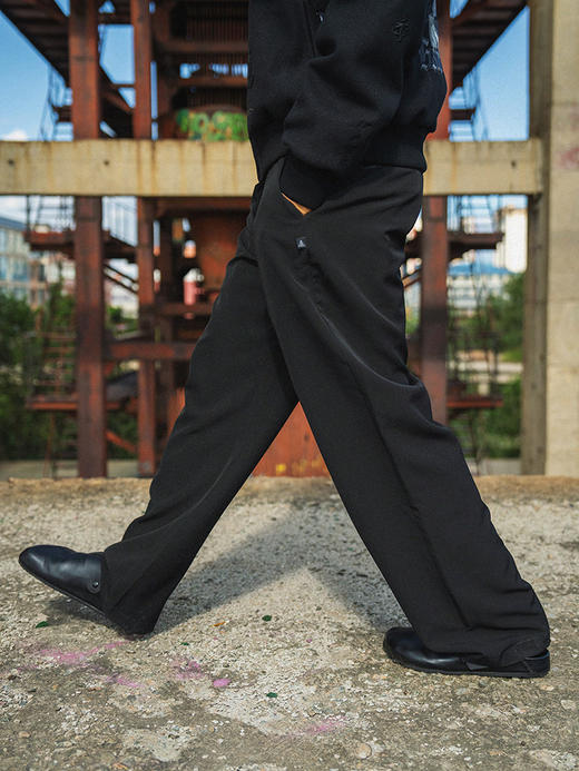 BK2024秋季黑色宽松微弹休闲西裤 商品图3