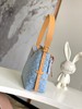 驴家|lv Carryall Sky Denim系列 PM 字母徽标可调节肩带 帆布拼皮革 帆布包手提单肩包 小号 女款 蓝色（CB） 商品缩略图1