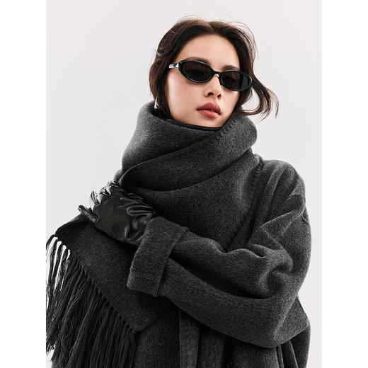 棉仓357666002-羊毛流苏围巾款双面呢大衣外套 商品图3