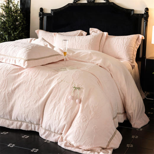 顶柔牛奶绒雕花绒刺绣四件套芙拉系列-TJ1548 商品图3