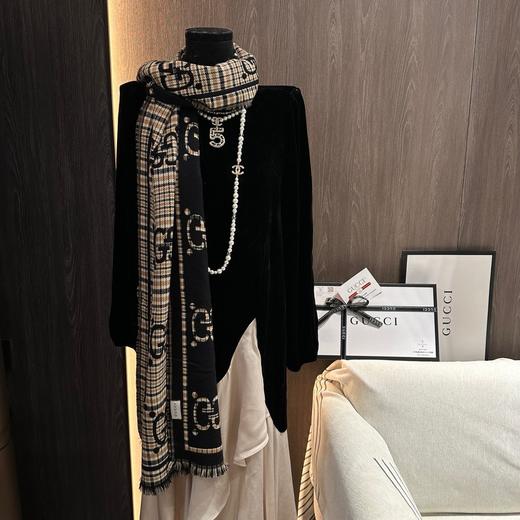 古驰 秋冬新款，主打的gg时髦复古双面羊毛围巾/双色 商品图5