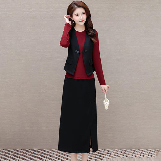 时尚气质，休闲三件套QYM-LRX-914C31-Y 商品图0