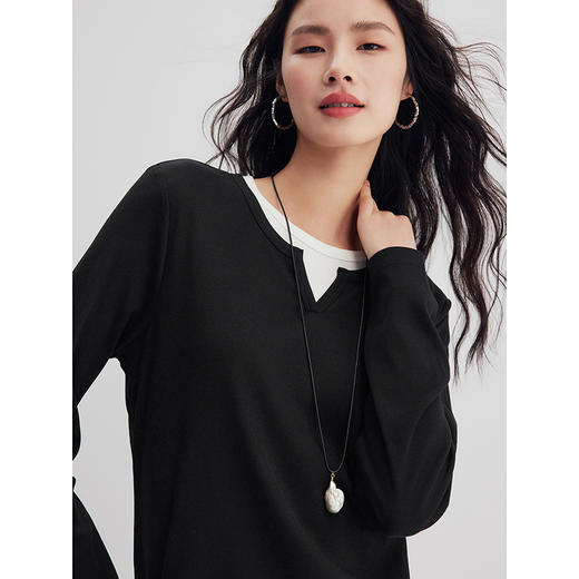 棉仓356601006-优雅假两件小V领合体微宽松T 商品图3