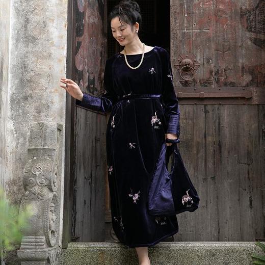 牧衣游原创 匹绣丝绒拼接单肩包百搭文艺 花盏【不支持会员折】 商品图2