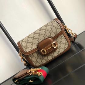 古驰 Horsebit 1955 马衔扣复古金扣老花Logo条纹织带 皮革 马鞍包斜挎单肩包 迷你 男女同款情侣款 乌木色/棕色（CB）