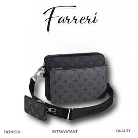 驴家M69443  男邮差包， 新升级版全刚渠道材料 黑花