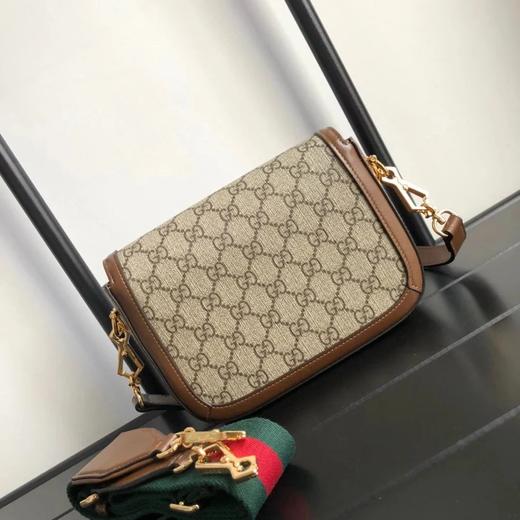 古驰 Horsebit 1955 马衔扣复古金扣老花Logo条纹织带 皮革 马鞍包斜挎单肩包 迷你 男女同款情侣款 乌木色/棕色（CB） 商品图1