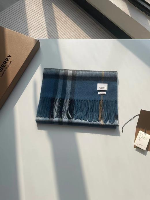 burberry巴宝莉 格纹羊绒 围巾  水波纹格子（CB） 商品图2