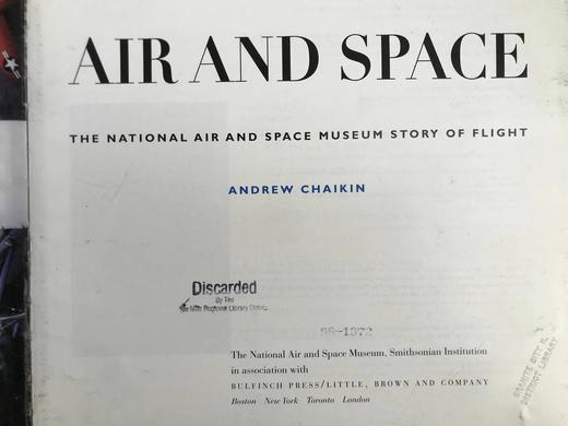空气与空间：美国国家航空航天博物馆的飞行故事 277幅彩色199幅黑白插图 精装16开 商品图3