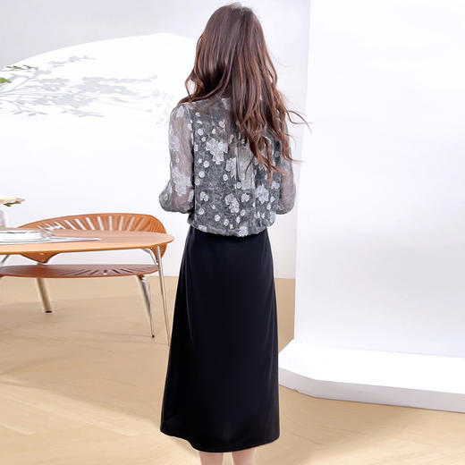 洋气印花外套+内搭连衣裙两件套QYM- LRX-NF2421-Y 商品图3