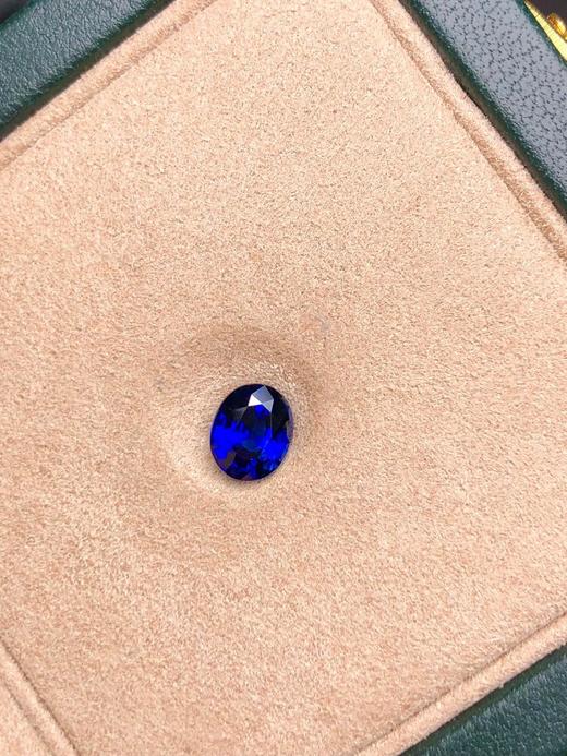 1.05ct蓝宝石裸石 商品图1