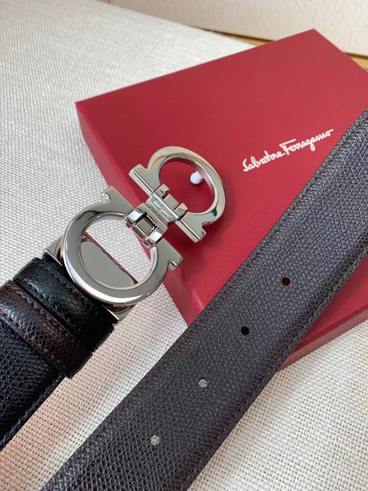 菲拉格慕 男士腰带荔枝纹正面黑色 反面咖棕色 小牛皮 宽3.5CM （CB） 商品图3