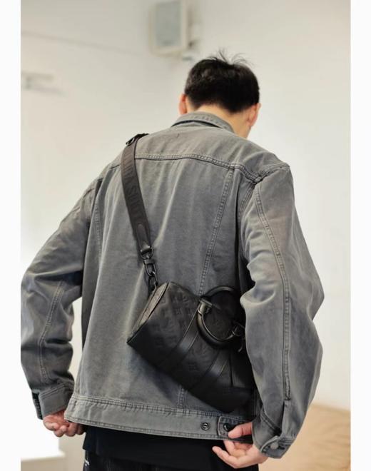 驴家 keepall 25 *老花压纹可调节可拆卸肩带 牛皮 手提单肩斜挎包 男款 黑色（CB） 商品图1