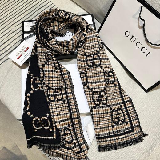 古驰 秋冬新款，主打的gg时髦复古双面羊毛围巾/双色 商品图3