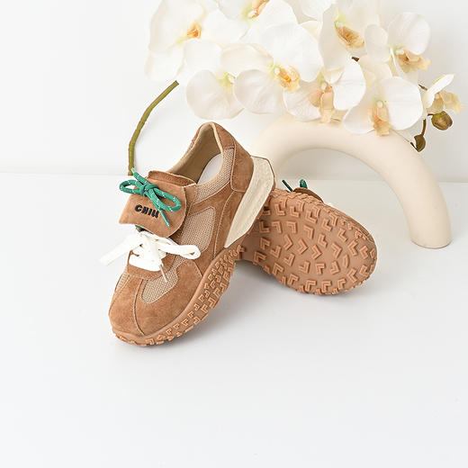 经典鲨2024年秋新款韩版时尚拼色系带平底跑步运动休闲鞋女KW353-D37011 商品图1