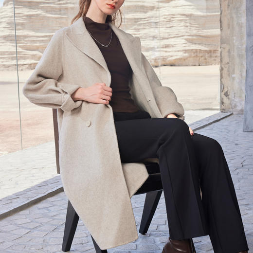 半身缘女装 冬季简约轻盈时尚双面长款保暖羊毛大衣244113M08813302 商品图4